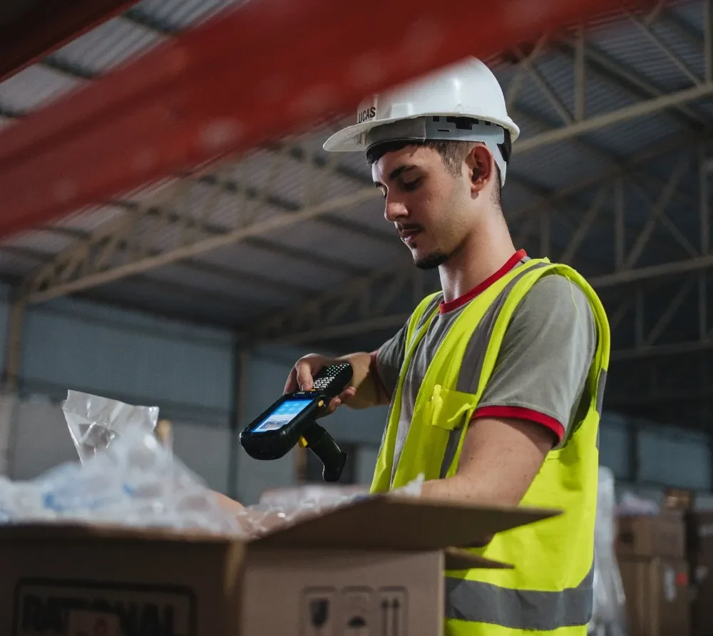 Estrutura de armazenagem da Único Group